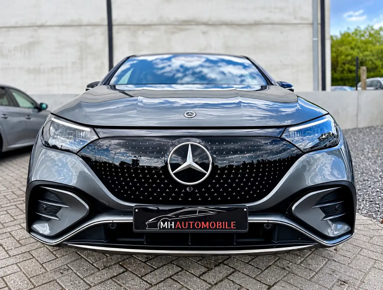 Mercedes-Benz EQE 300 - 8