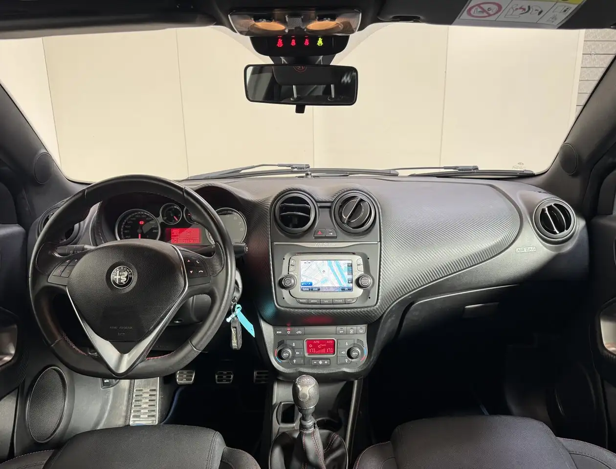 Alfa Romeo MiTo - 11