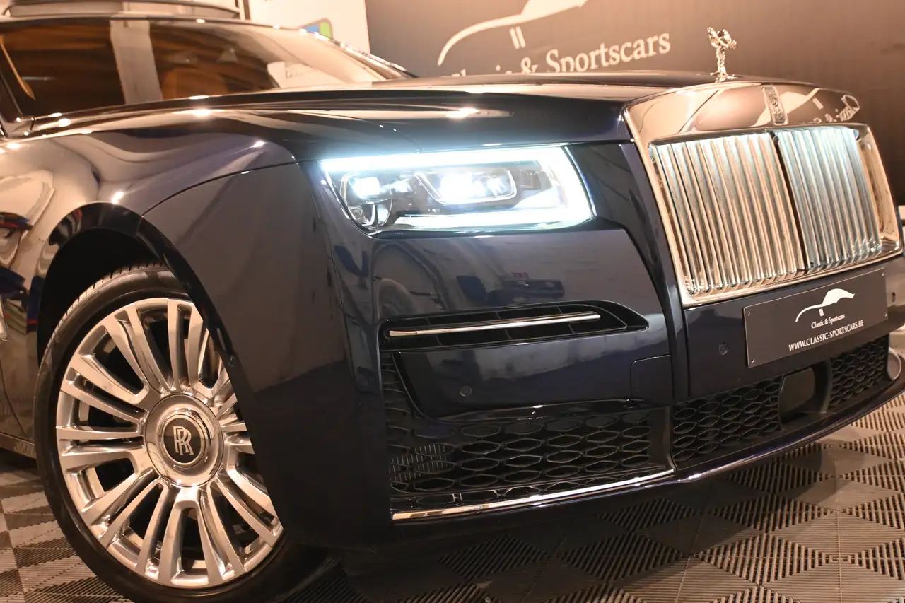 Rolls-Royce Ghost - 3