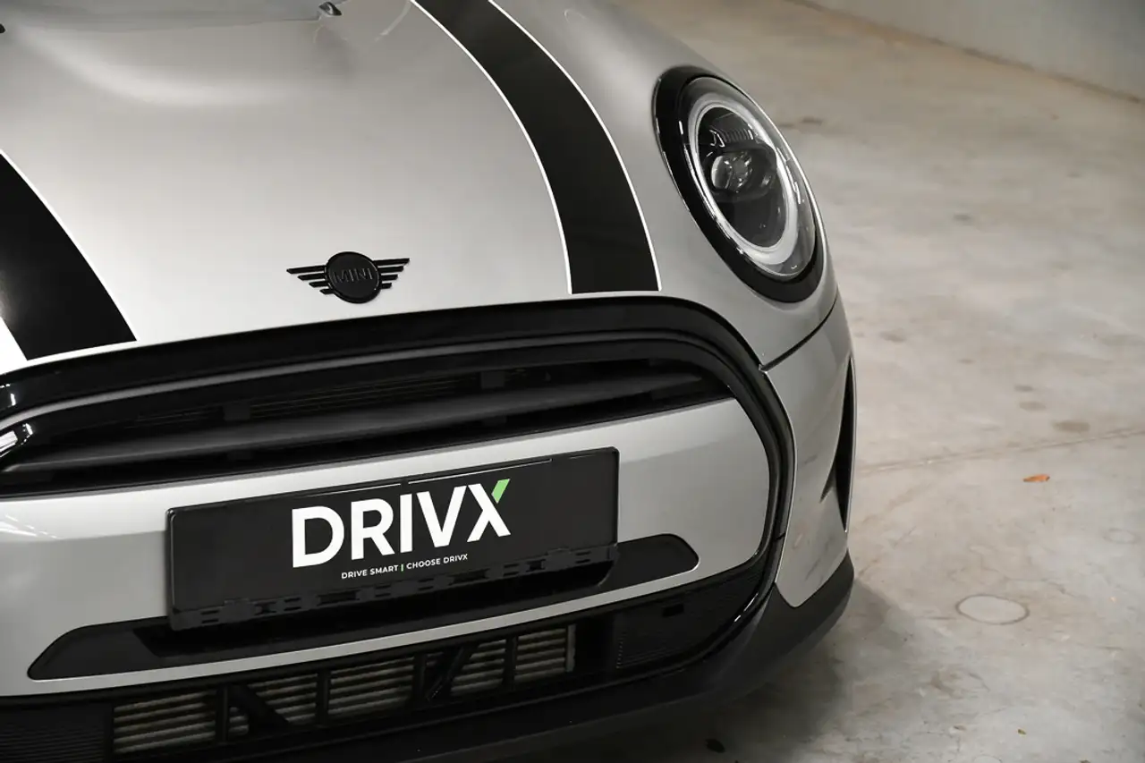 MINI Cooper Cabrio - 11