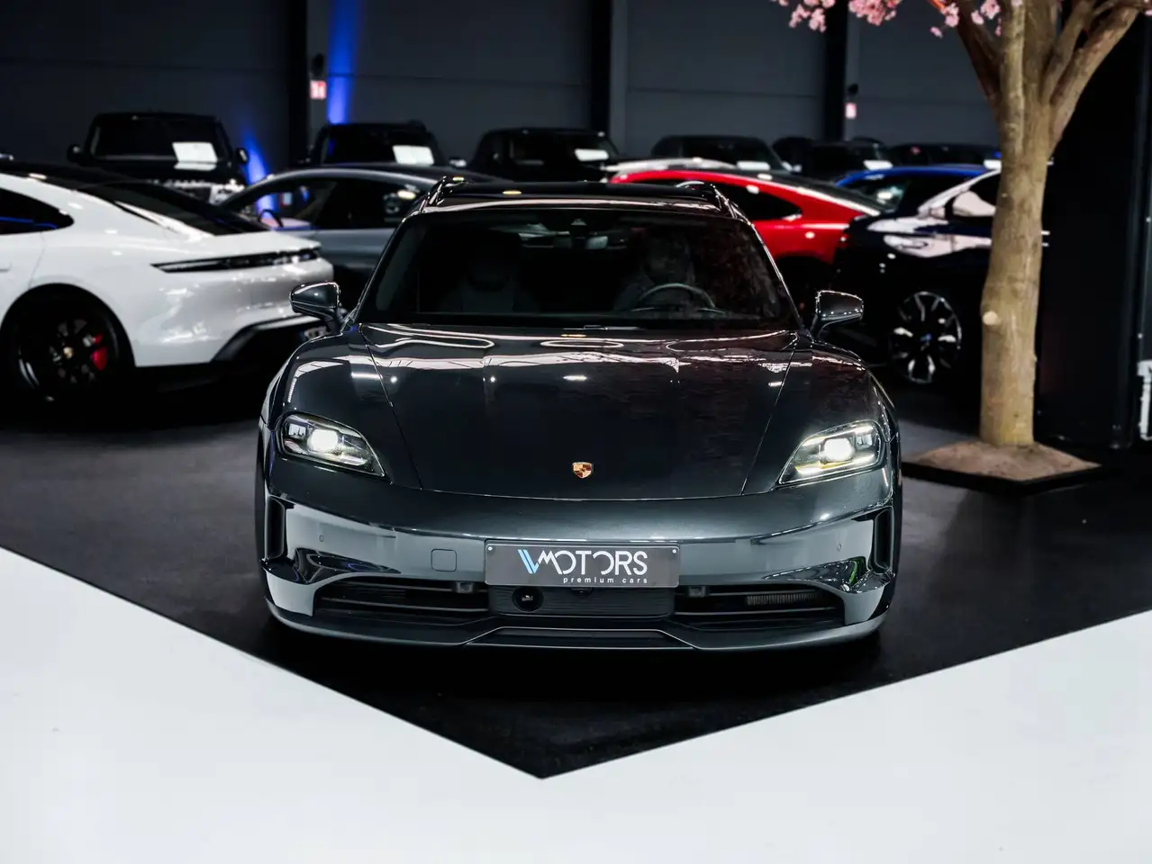 Porsche Taycan - 4
