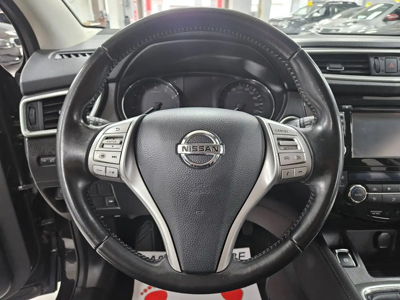 Nissan Qashqai - 10