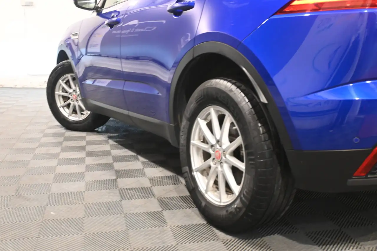 Jaguar E-Pace - 9
