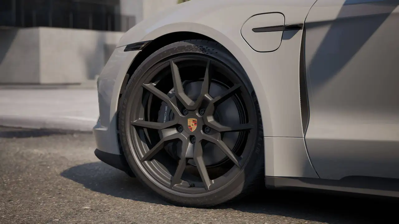 Porsche Taycan - 12