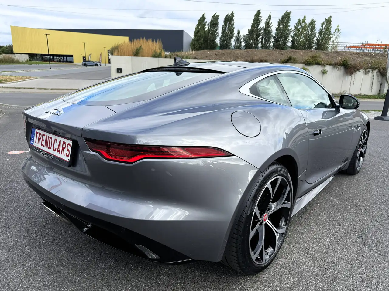 Jaguar F-Type - 6