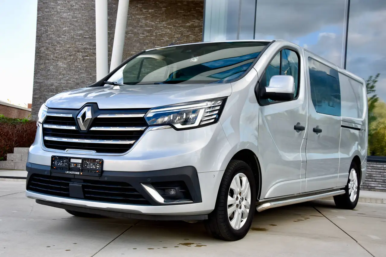 Renault Trafic - 10