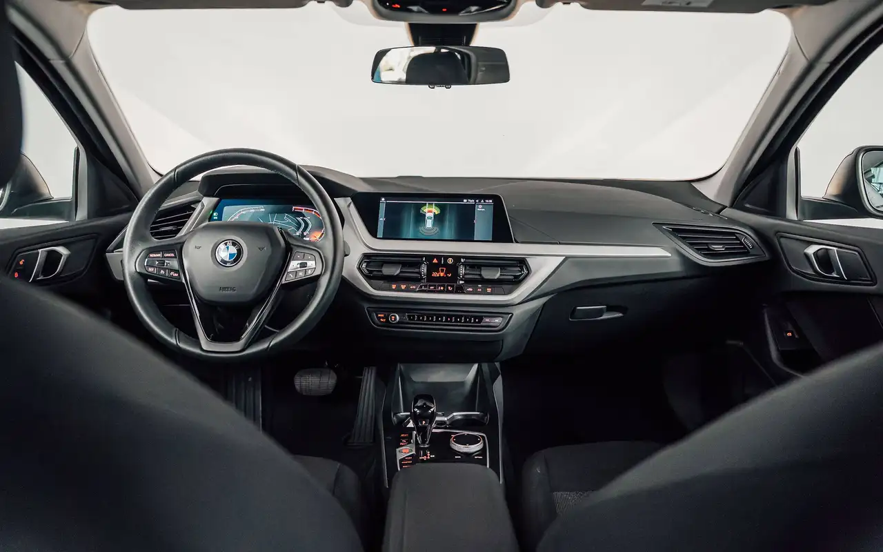 BMW 118 - 11