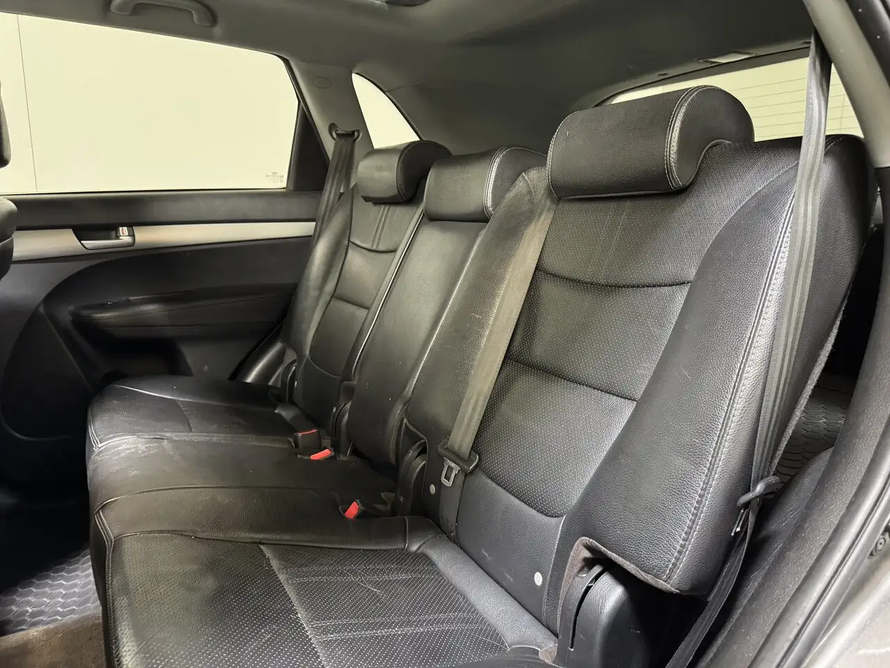 Kia Sorento - 10