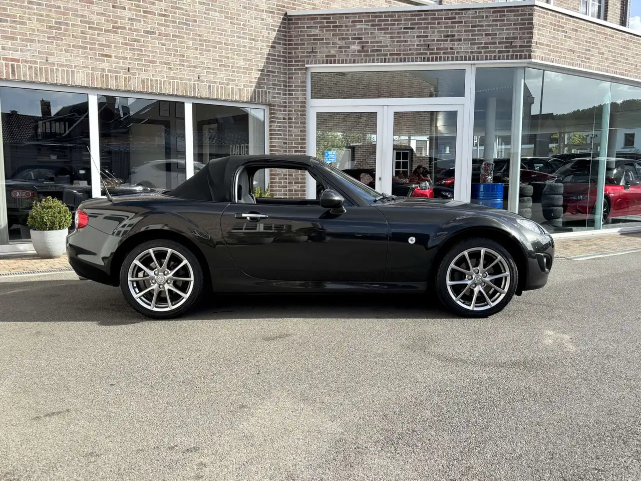 Mazda MX-5 - 9