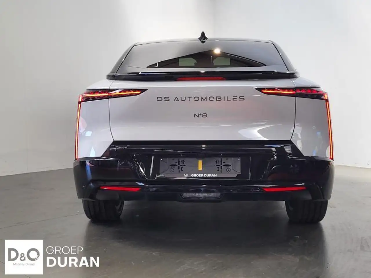 DS Automobiles N°8 - 5