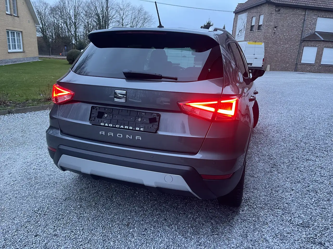 SEAT Arona - 6