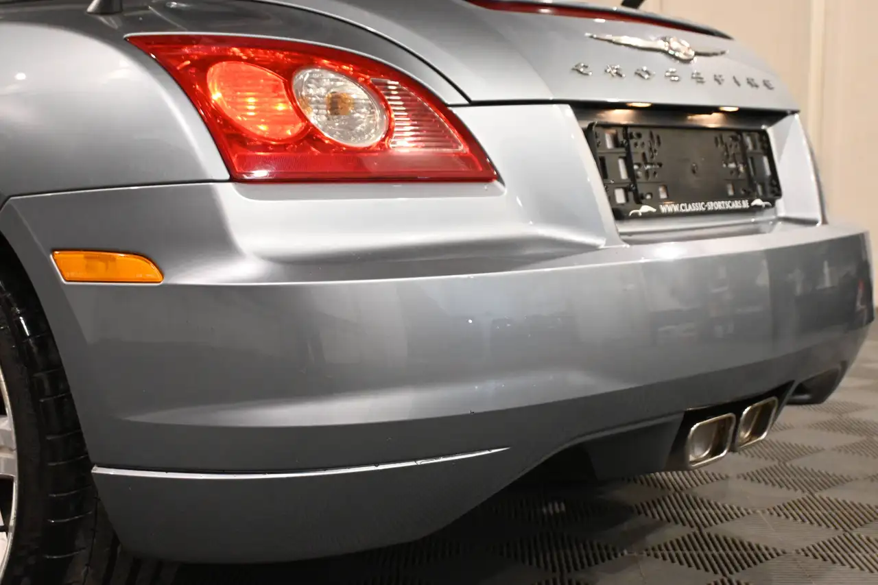 Chrysler Crossfire - 12