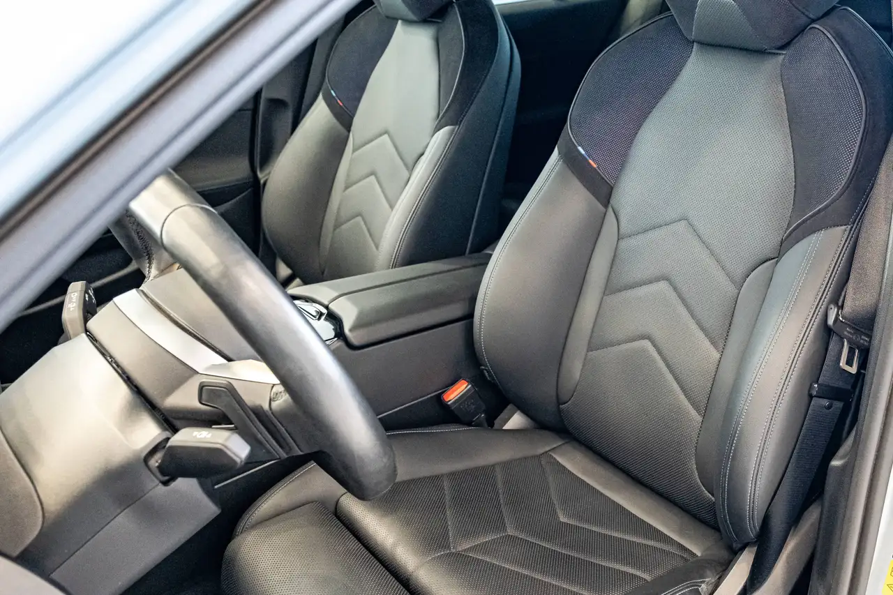 BMW i5 - 3