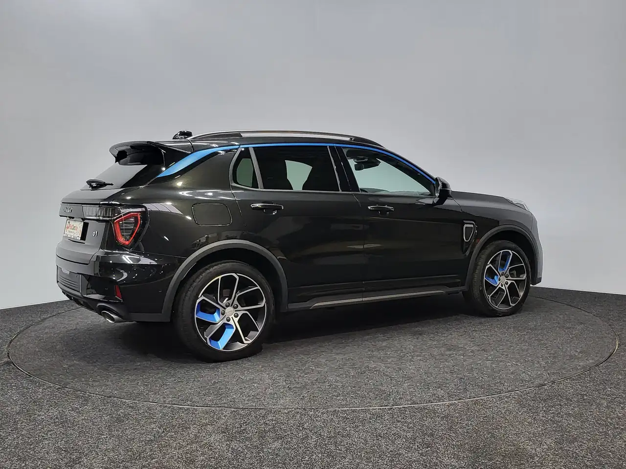 Lynk & Co 01 - 6