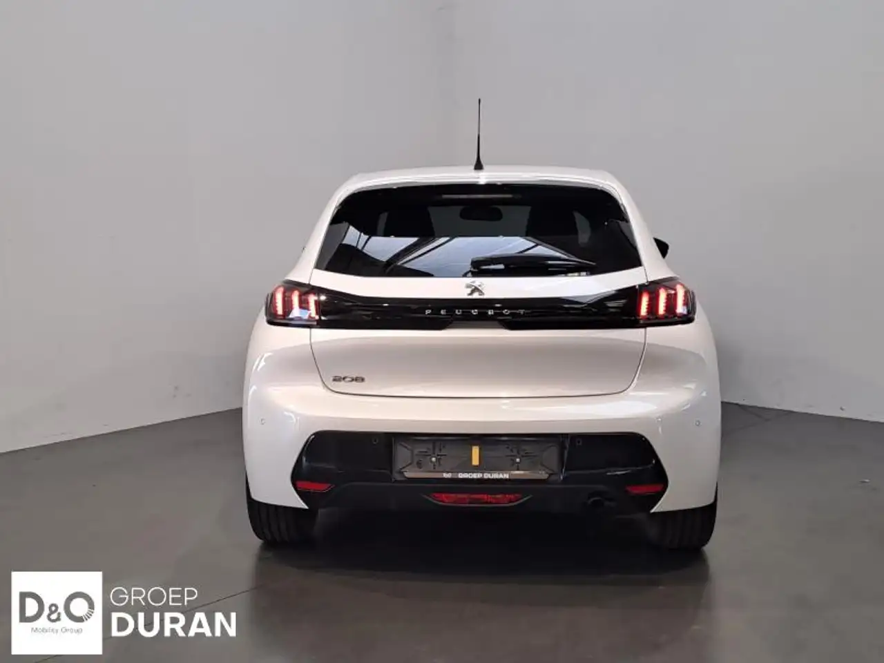 Peugeot 208 - 5