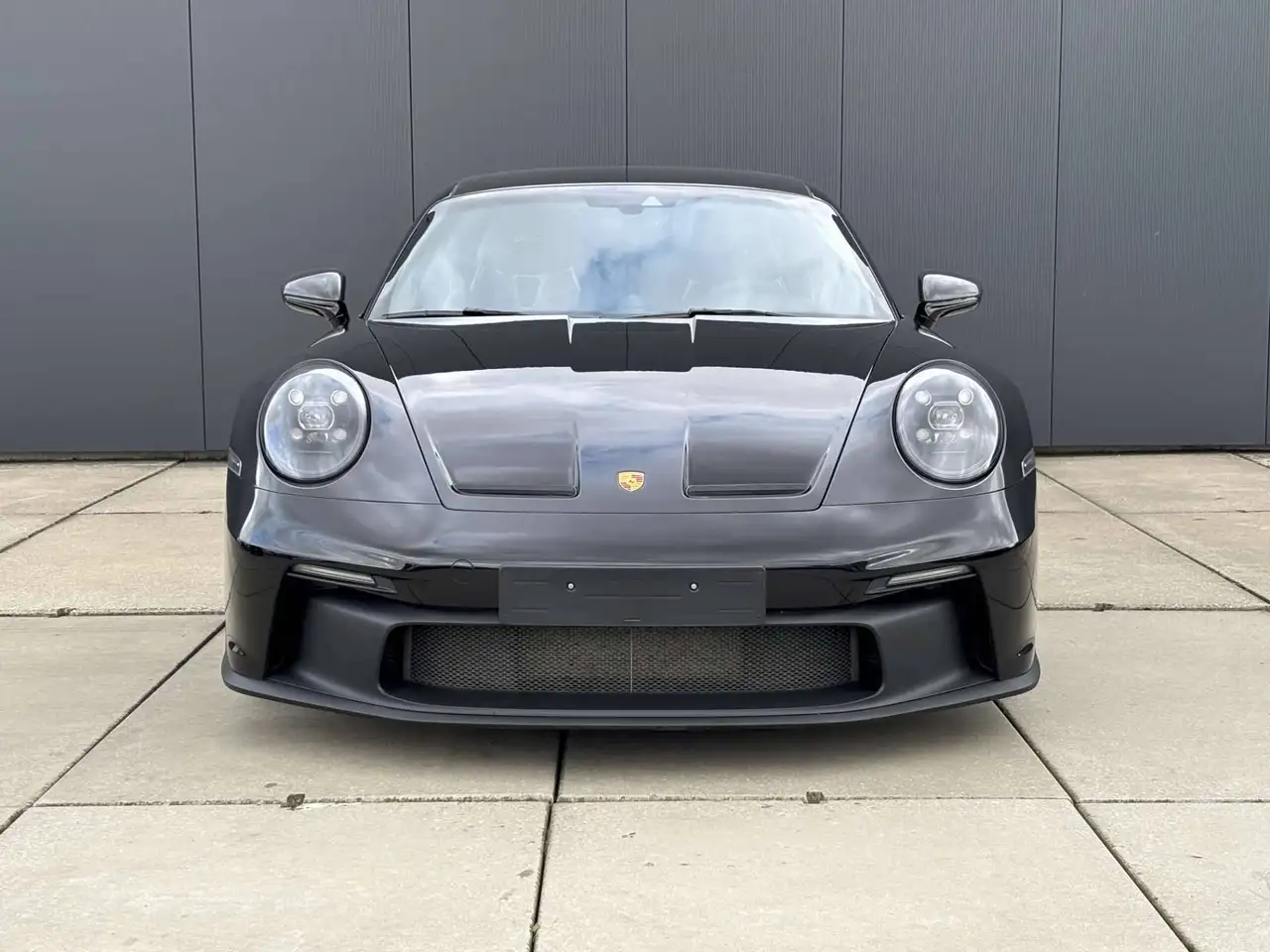 Porsche 992 - 12
