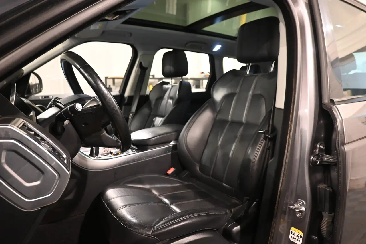 Land Rover Range Rover Sport - 12