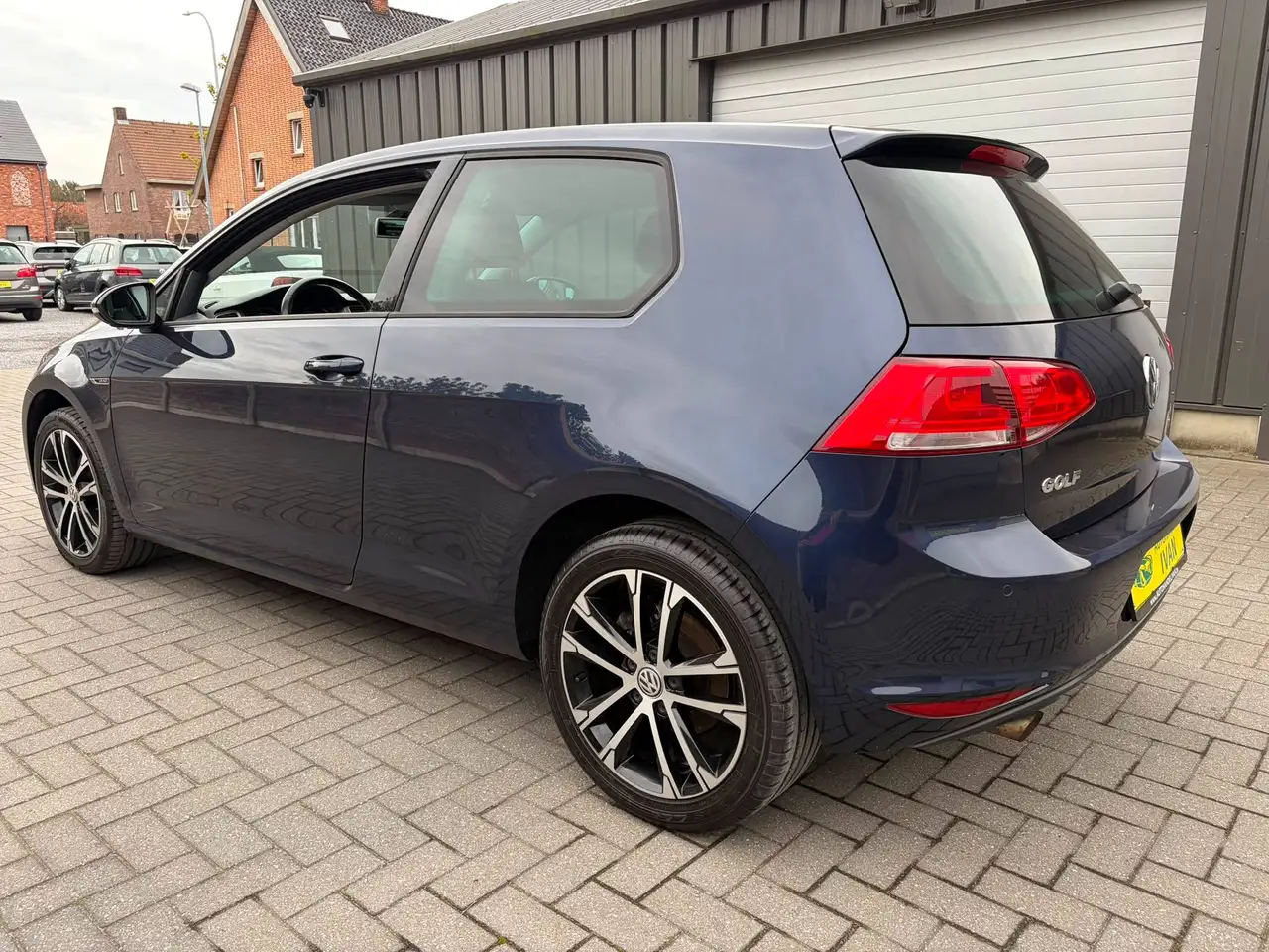 Volkswagen Golf - 4