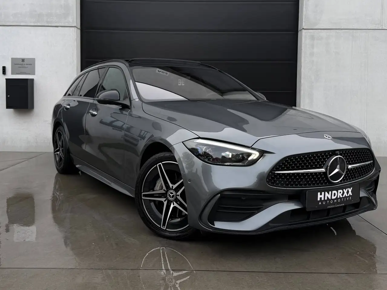 Mercedes-Benz C 300 - 11