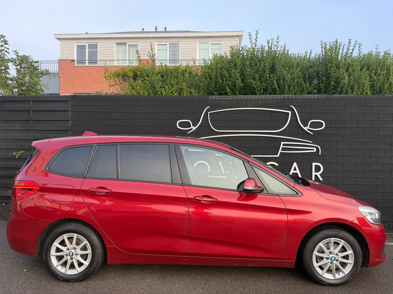 BMW 216 - 5