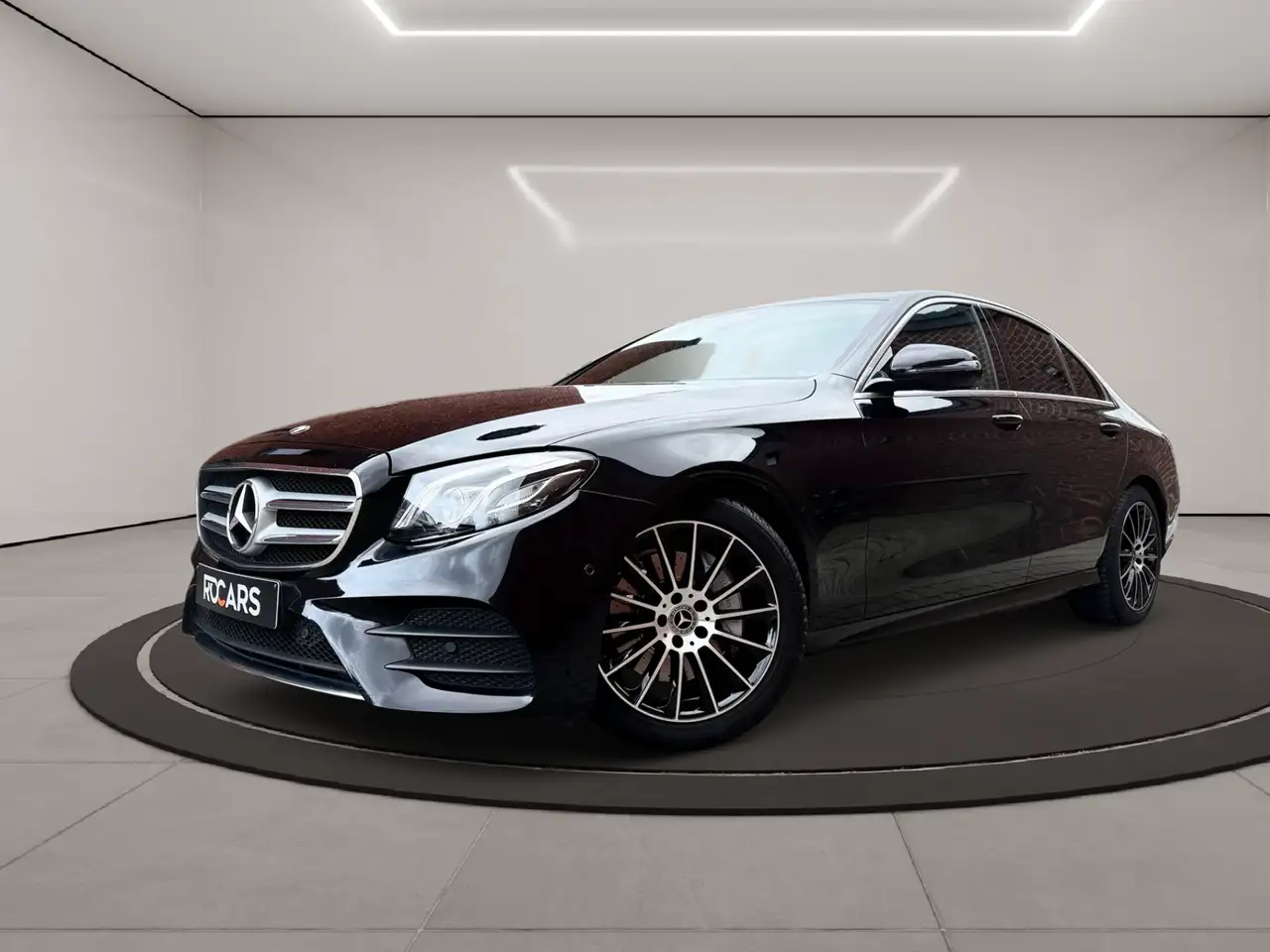 Mercedes-Benz E 200 - 1