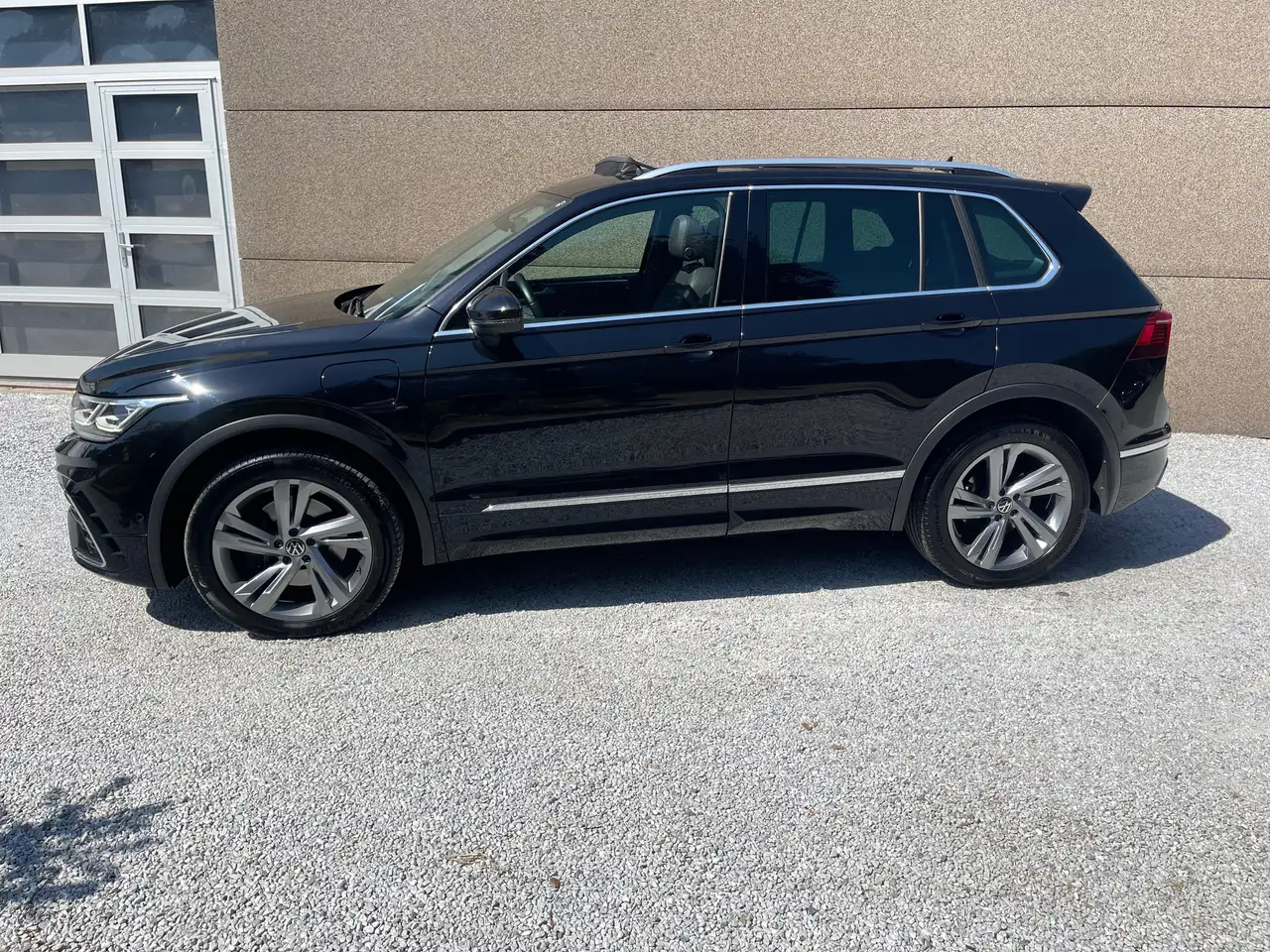 Volkswagen Tiguan - 3