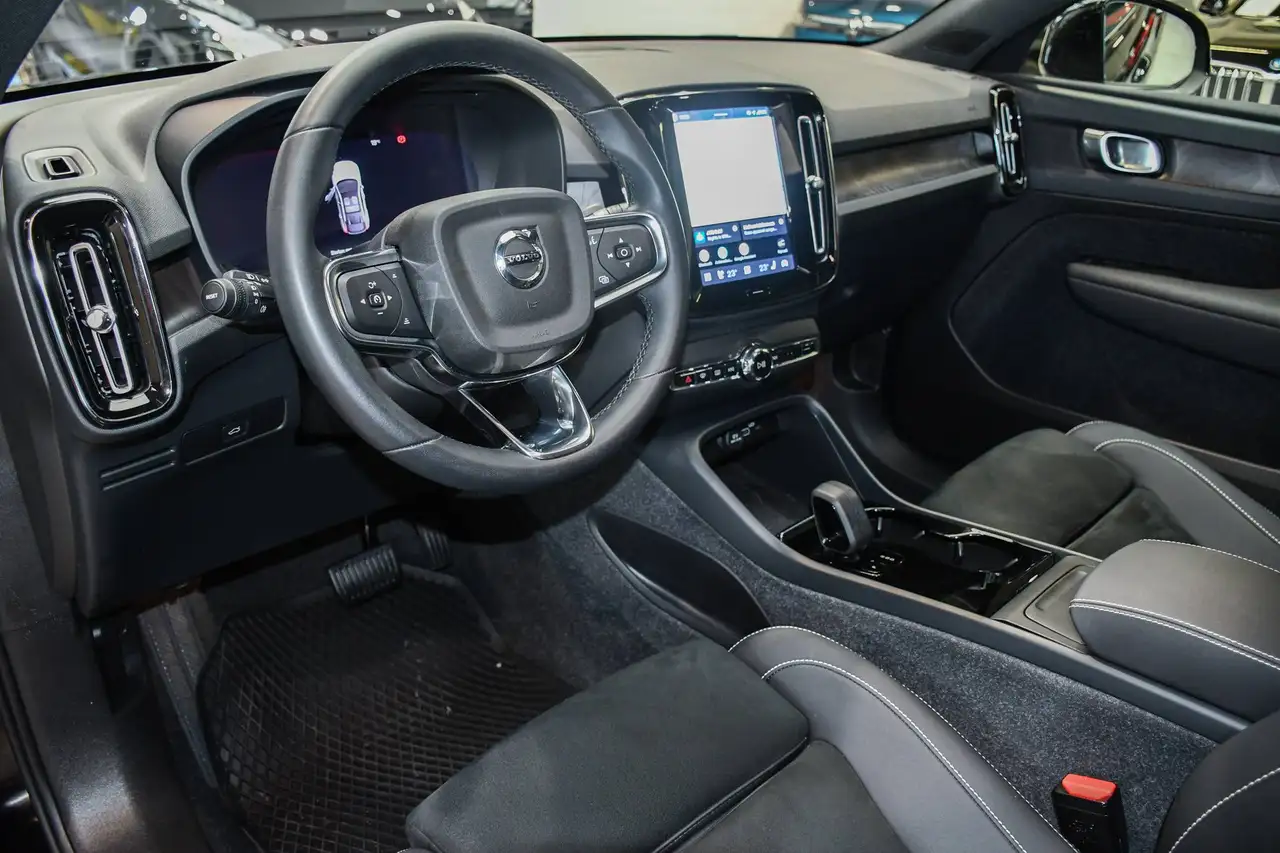Volvo C40 - 9