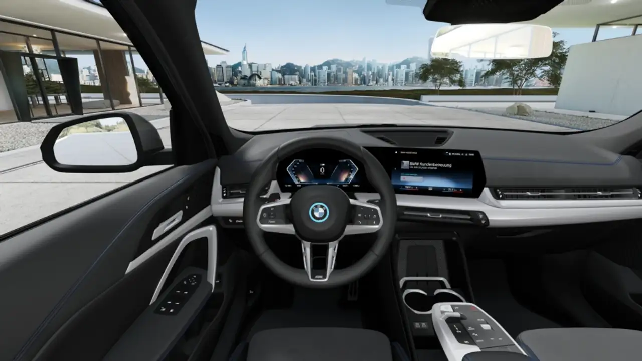 BMW iX1 - 8