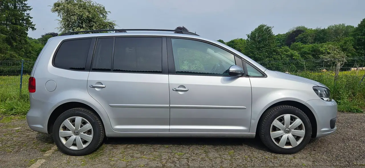 Volkswagen Touran - 3