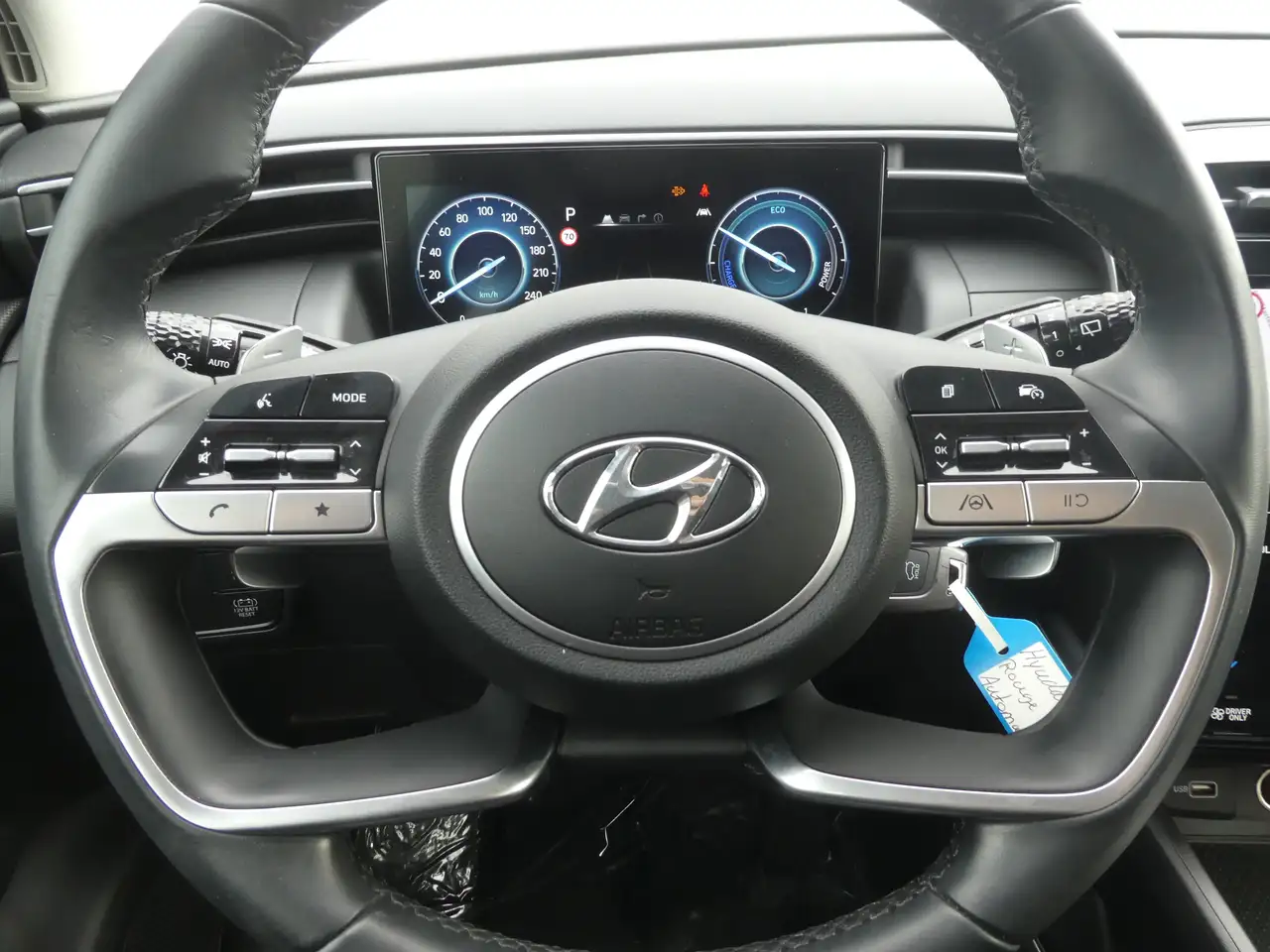 Hyundai TUCSON - 8