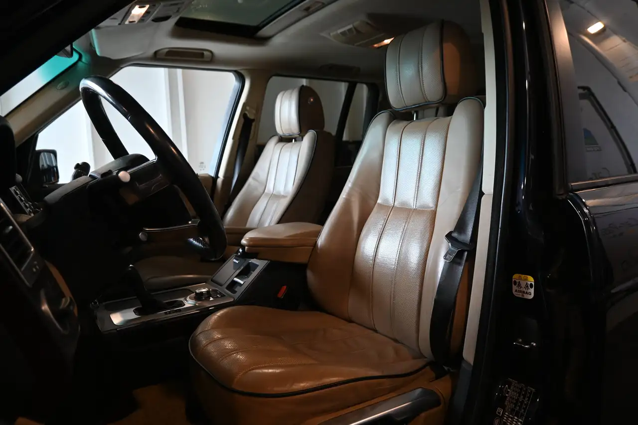 Land Rover Range Rover - 11