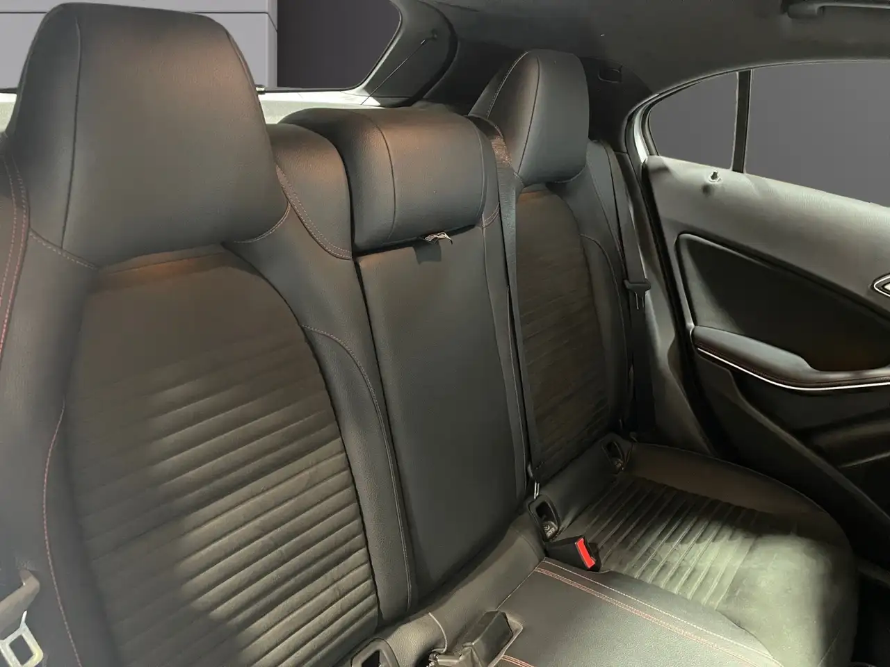 Mercedes-Benz Autres - 9