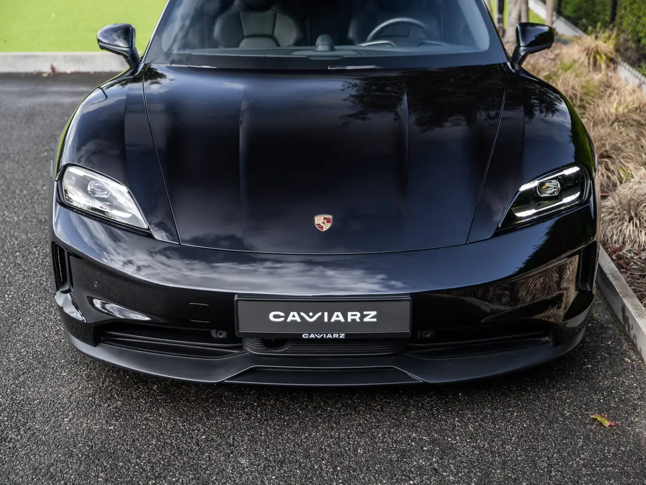 Porsche Taycan - 12