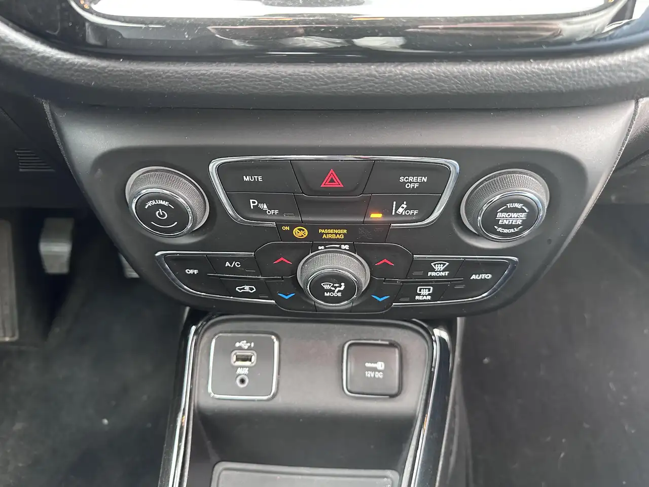Jeep Compass - 10