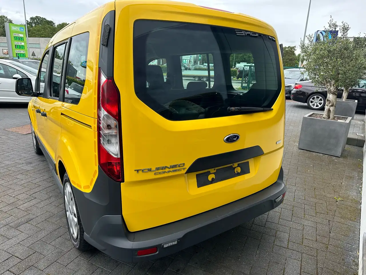Ford Tourneo Connect - 7