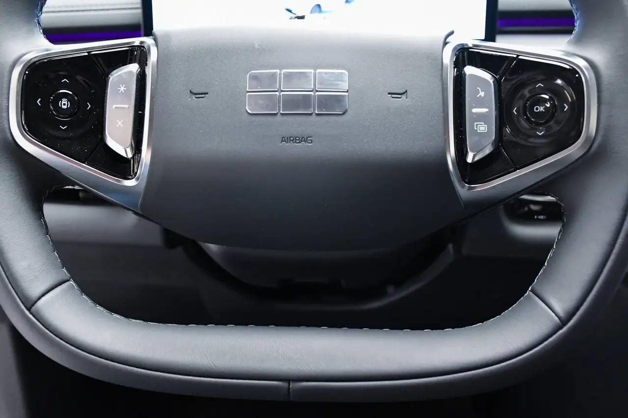 Geely Starray EM-i - 11