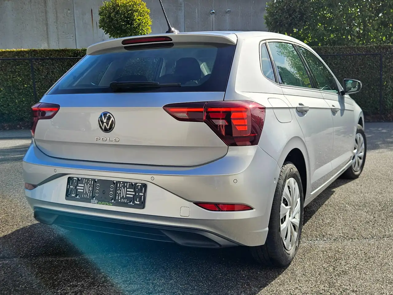 Volkswagen Polo - 2