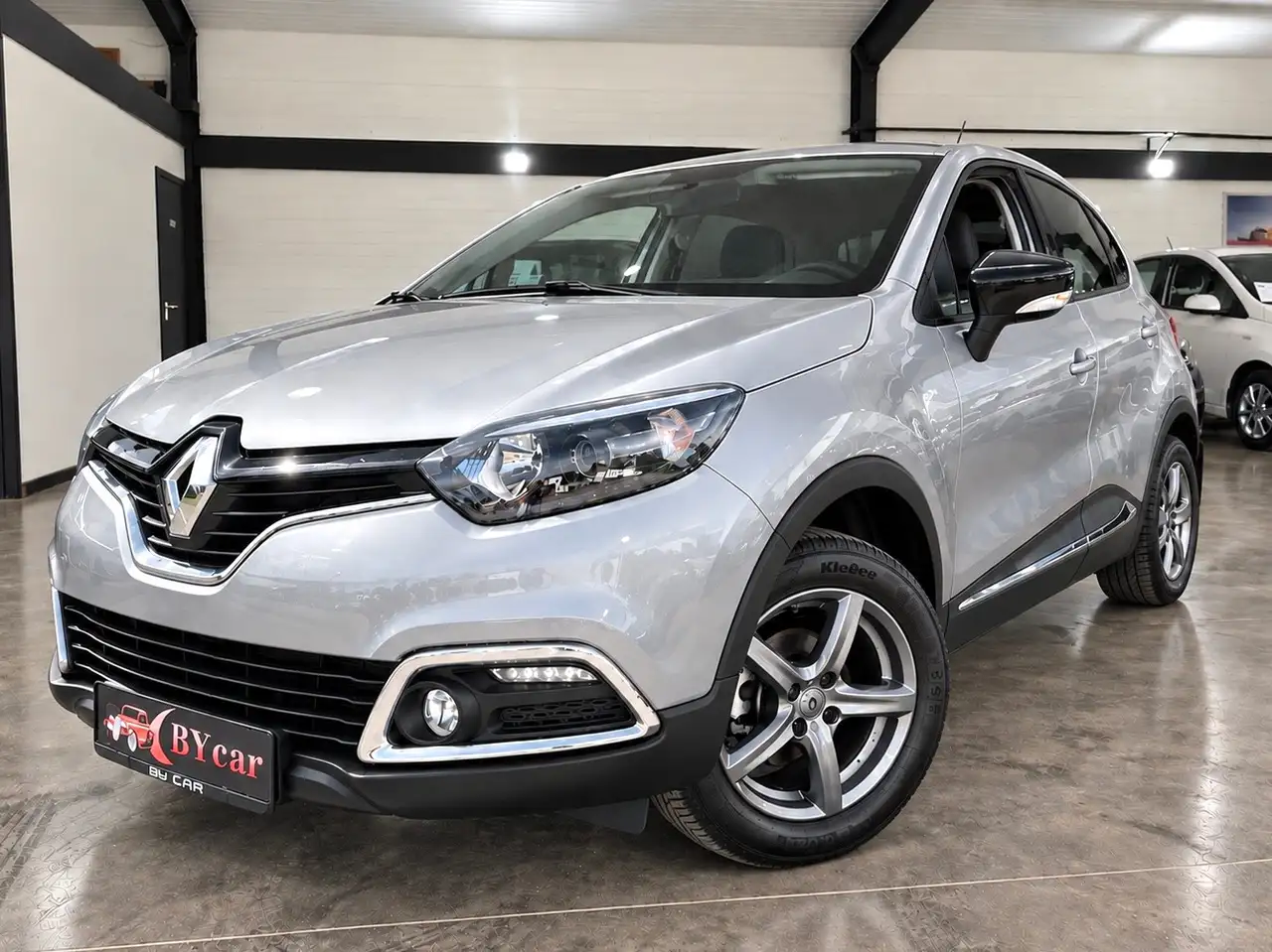 Renault Captur - 1