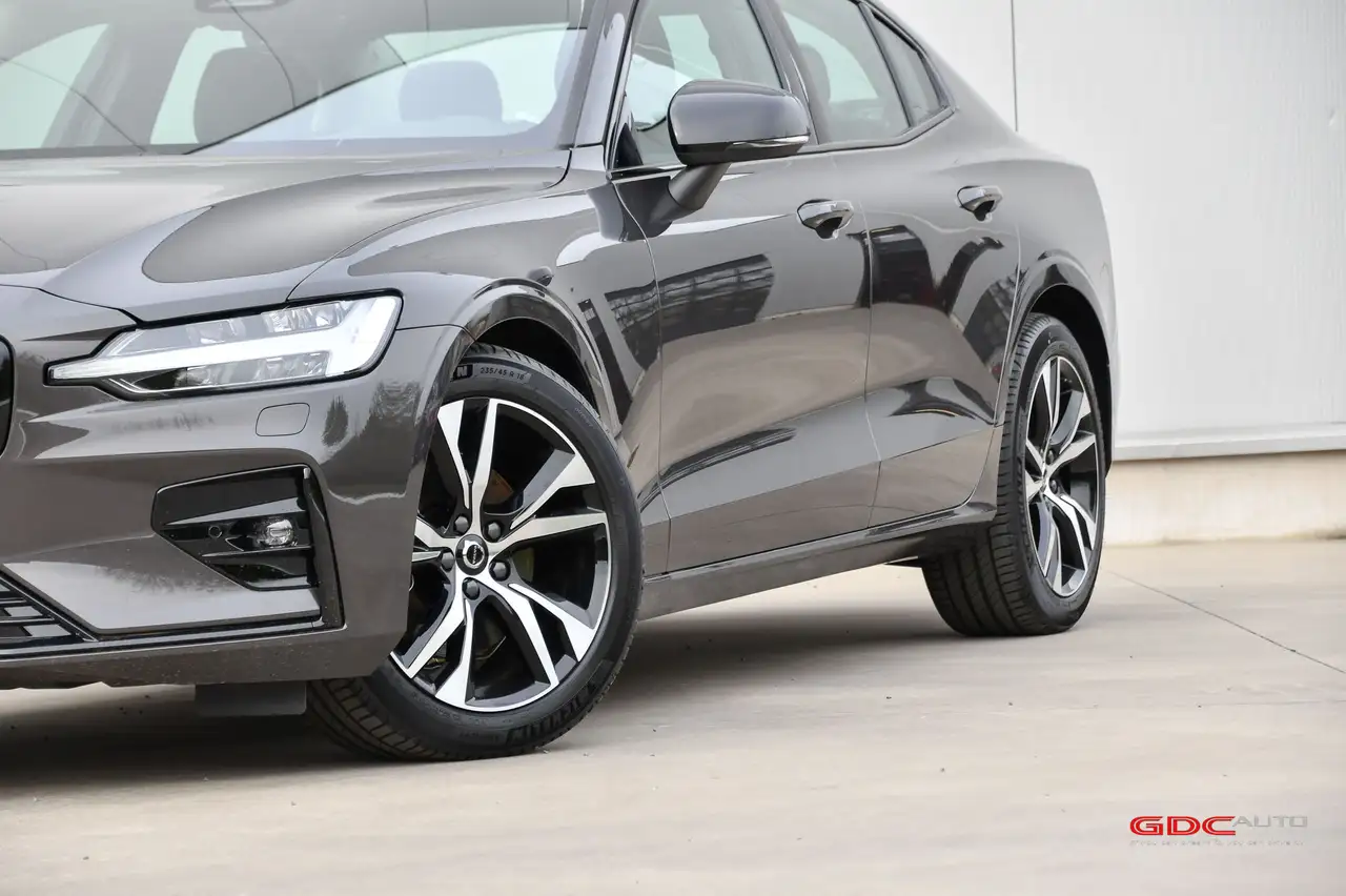 Volvo S60 - 10