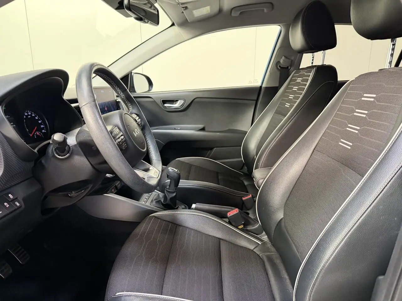 Kia Stonic - 9