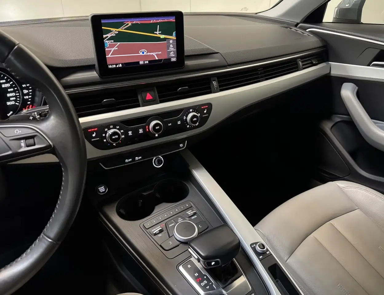 Audi A4 - 12