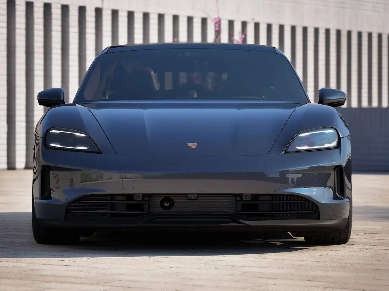 Porsche Taycan - 5