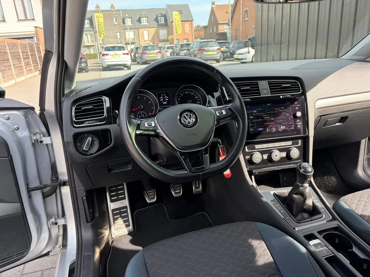 Volkswagen Golf Variant - 12