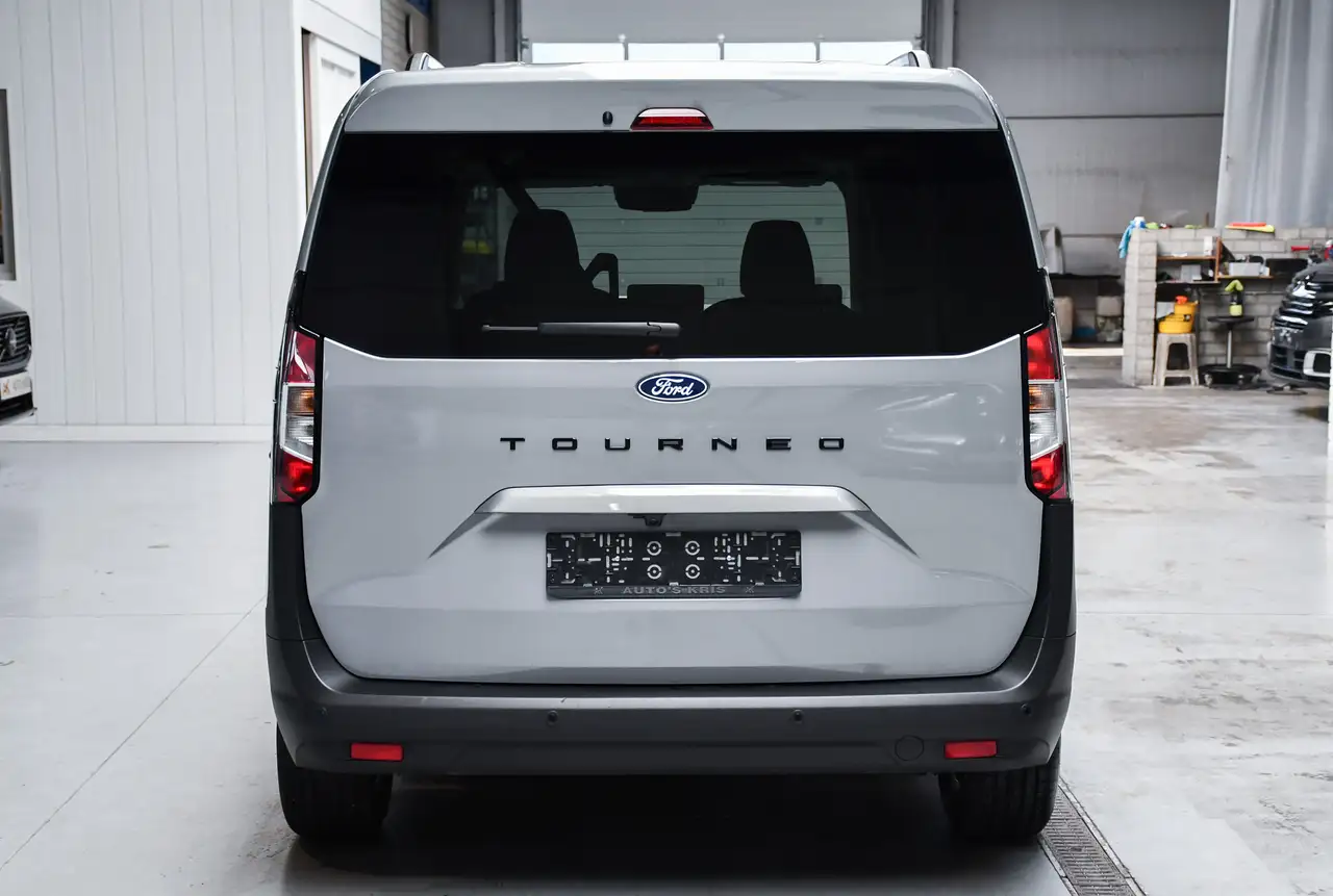 Ford Tourneo Courier - 5