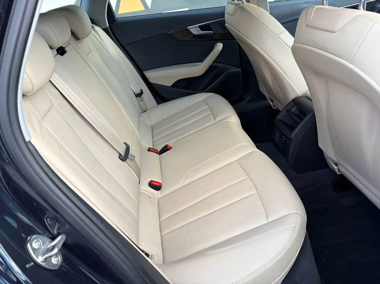 Audi A4 - 11