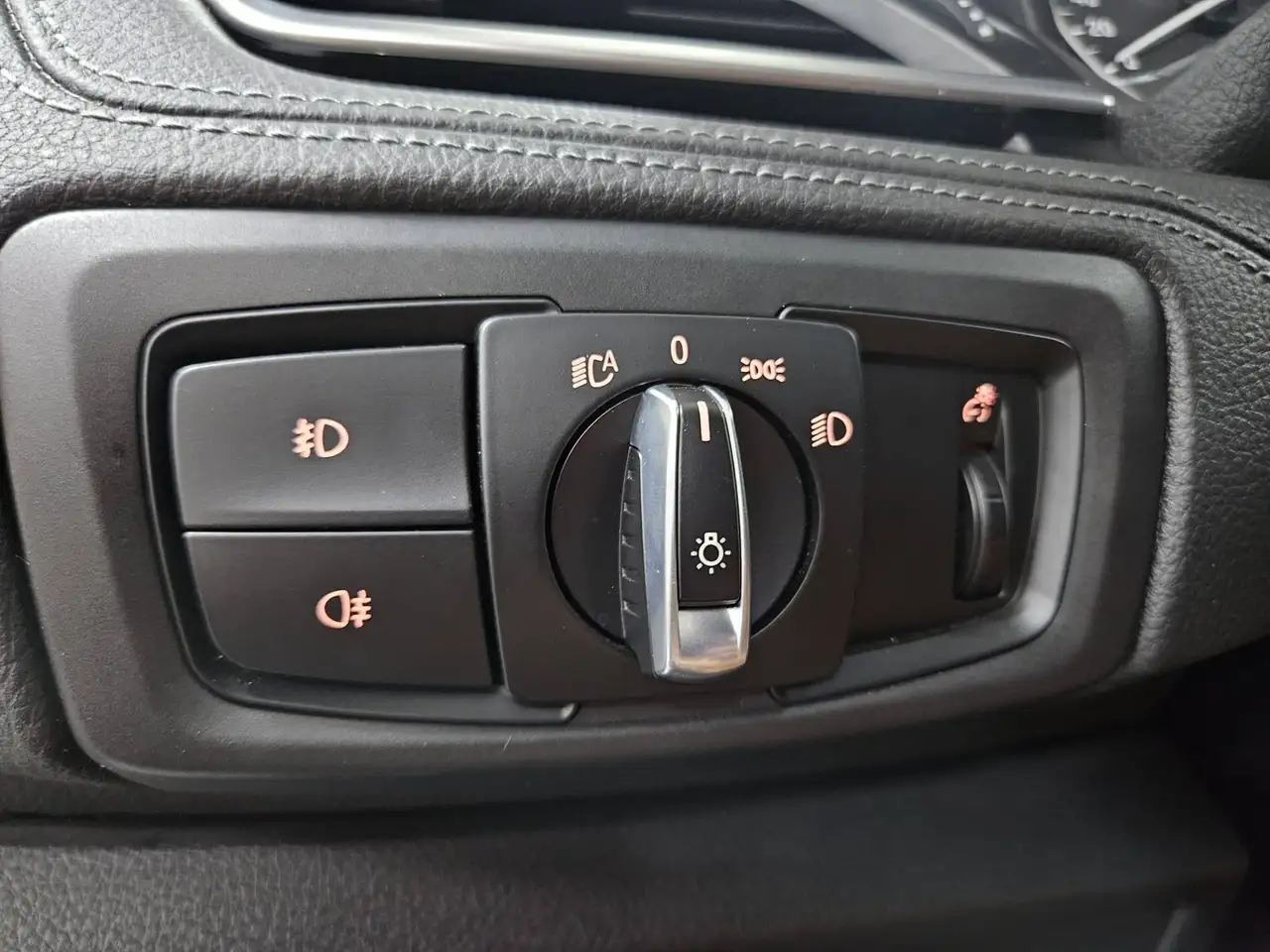 BMW 216 - 12