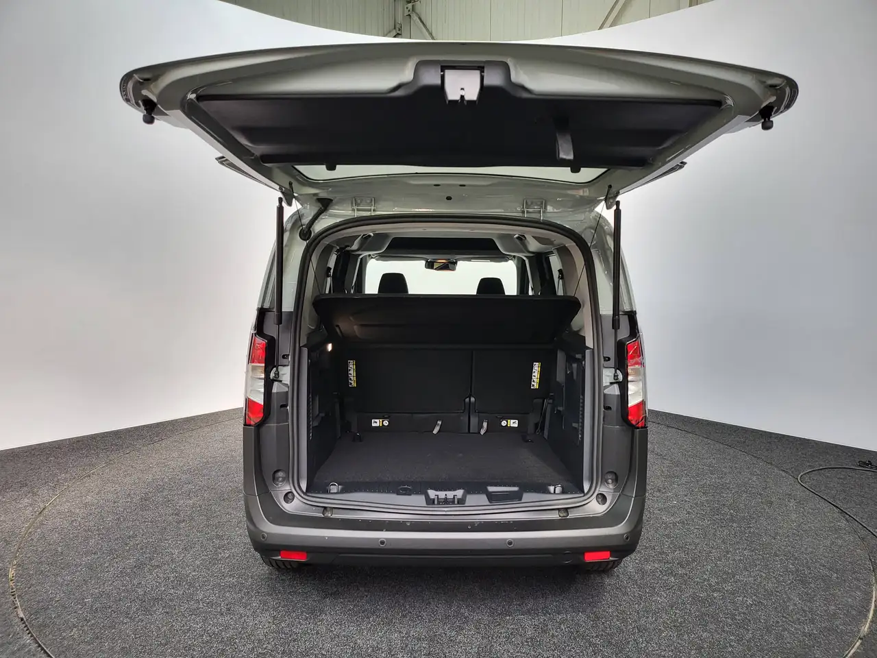 Ford Tourneo Courier - 9