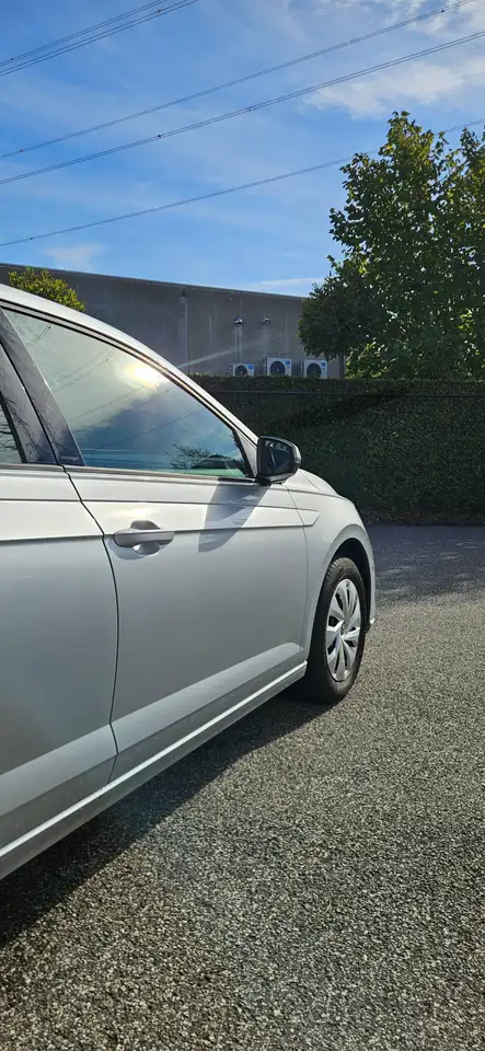 Volkswagen Polo - 9