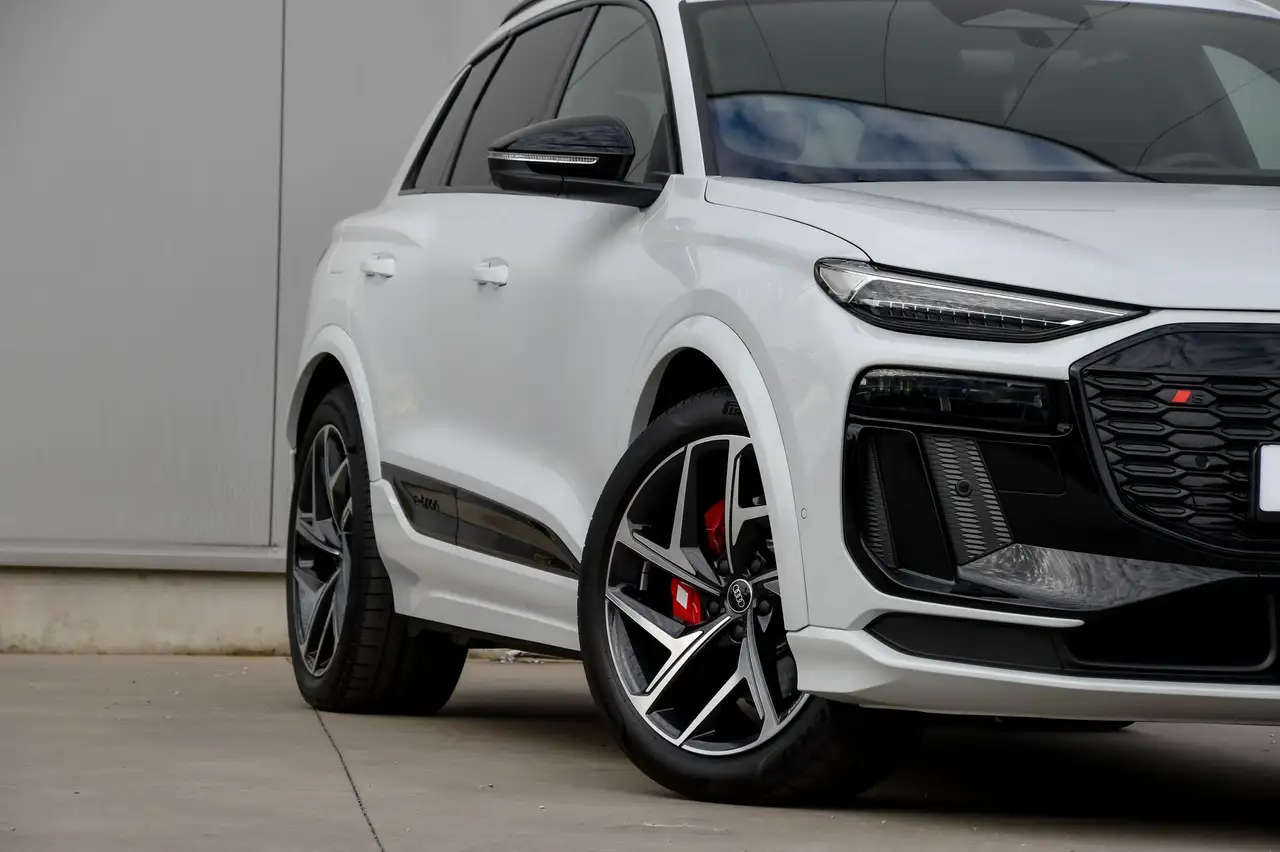 Audi SQ6 e-tron - 9