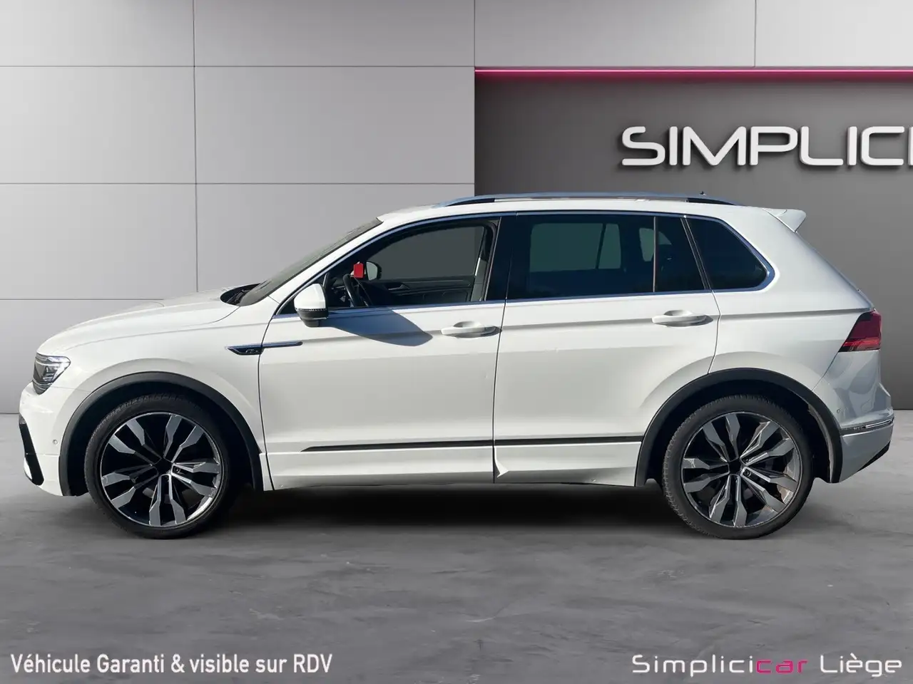 Volkswagen Tiguan - 4